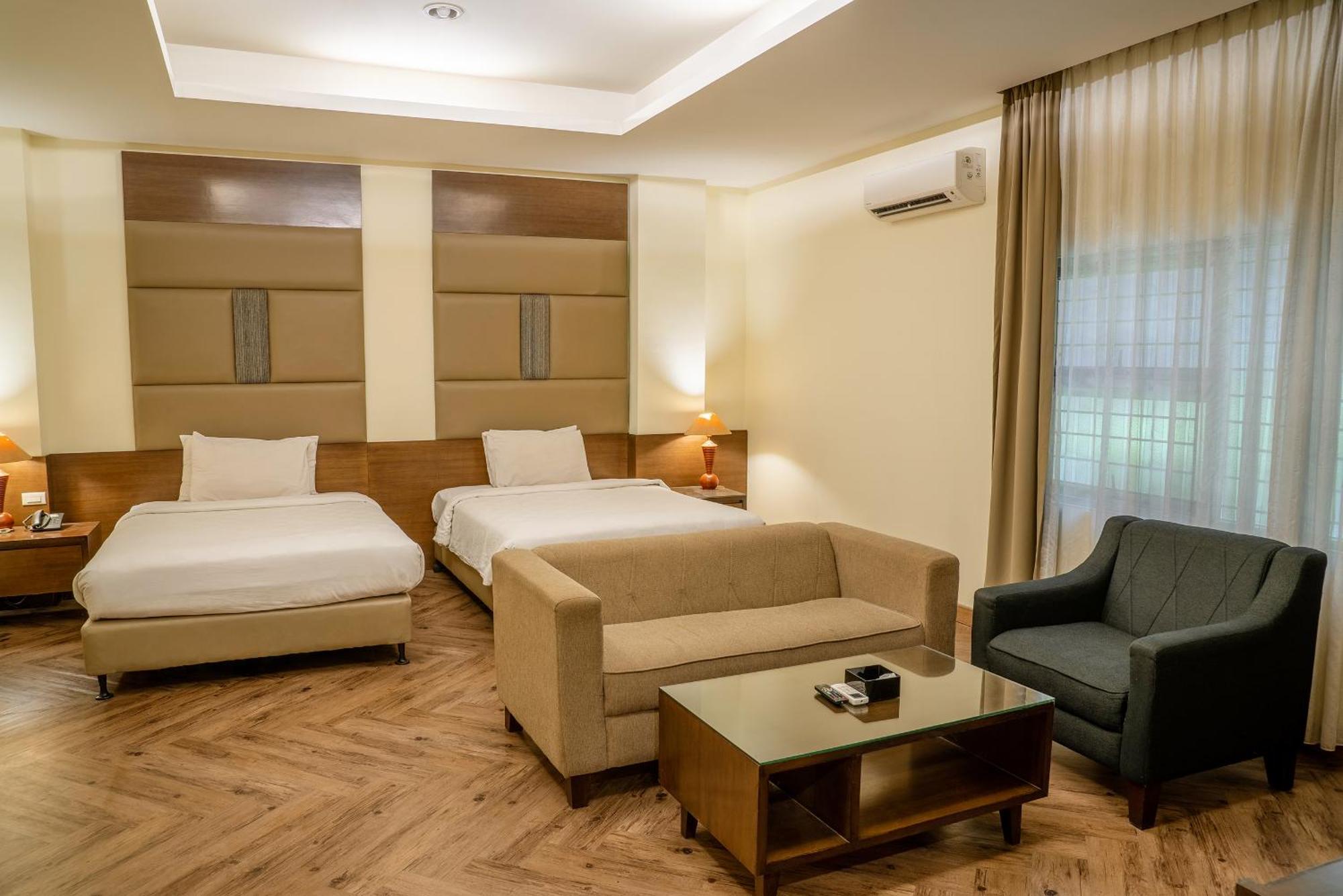 Hotel Alia Cikini Cakarta Dış mekan fotoğraf